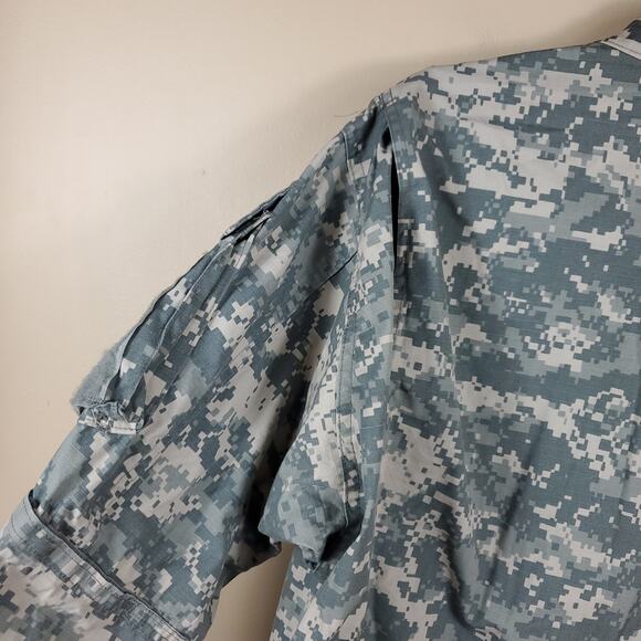 Army Combat Coat in Green Digital Camo Size L - Picture 7 of 11